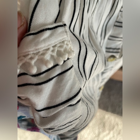 Jessica Simpson adorable black and white stripes dress. - Picture 2 of 5